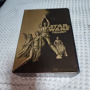 STAR WARS THE TRIOLOGY DVD SET